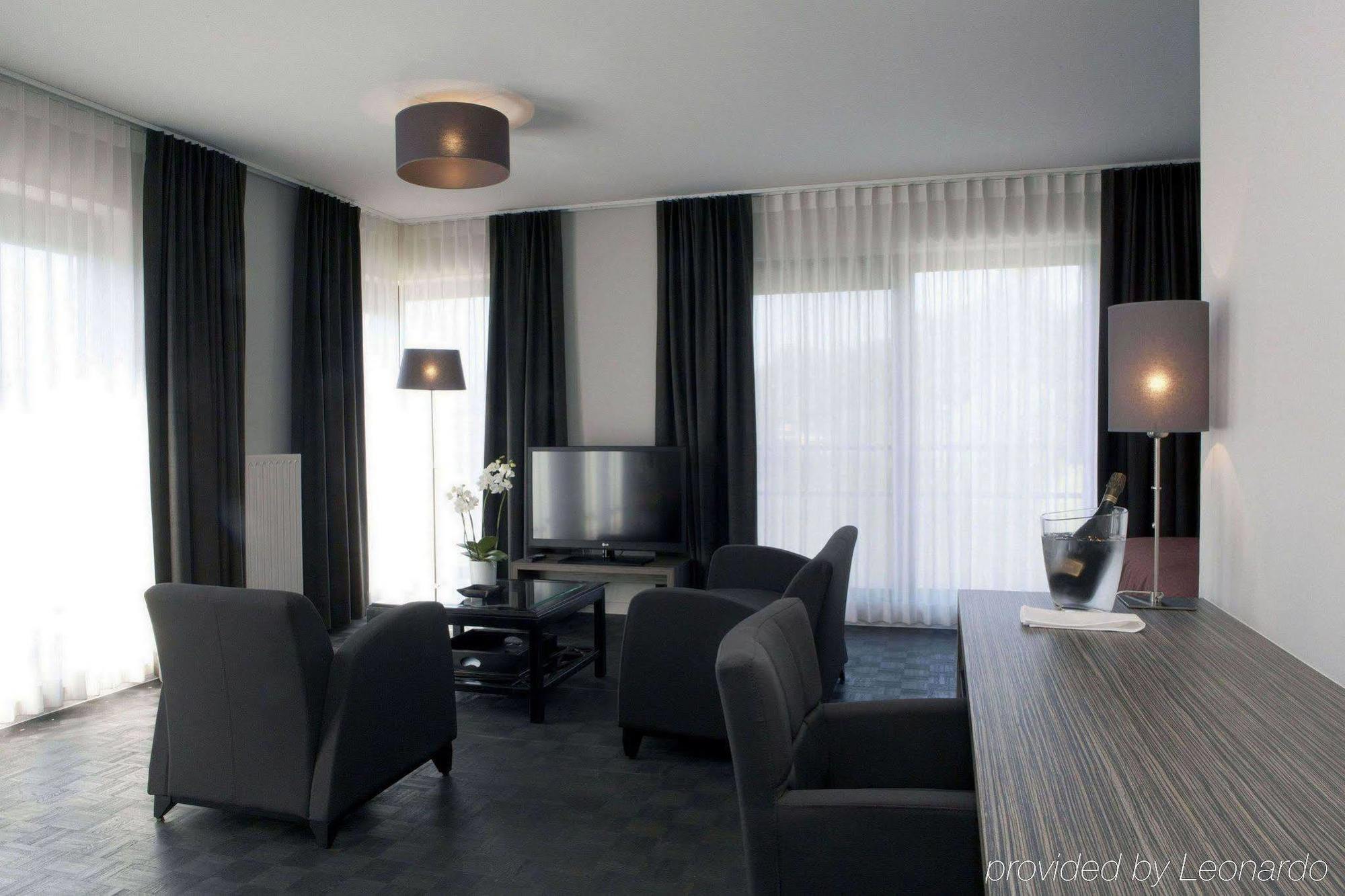 Park Hotel Montreal 메헬렌 외부 사진